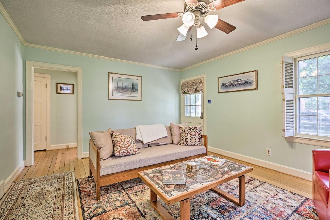 Lexington Getaway With Backyard Deck Less Than 2 Mi To Uk! Екстериор снимка